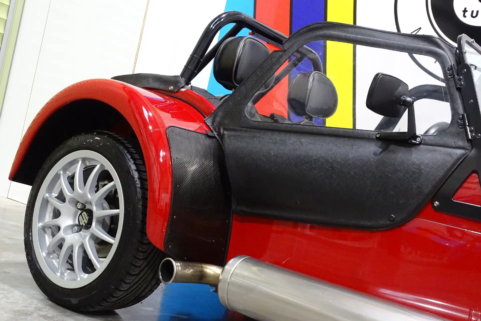 Caterham 40YOC Roadsport 140