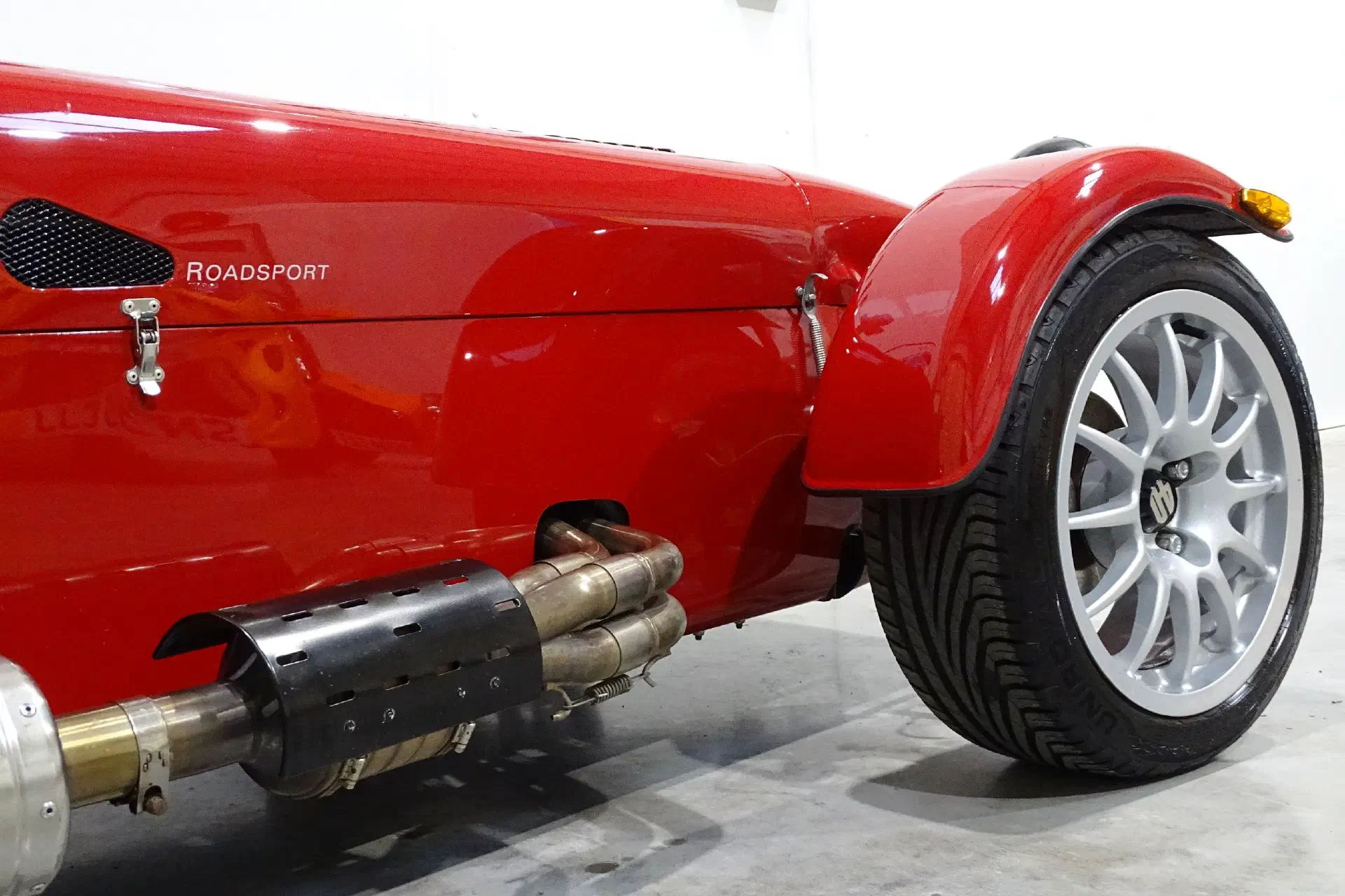 Caterham 40YOC Roadsport 140