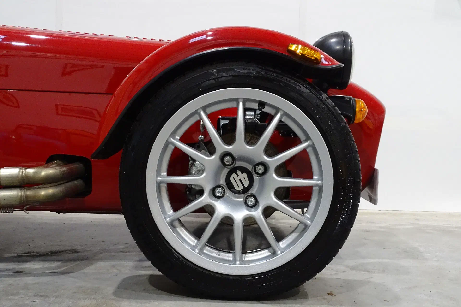 Caterham 40YOC Roadsport 140