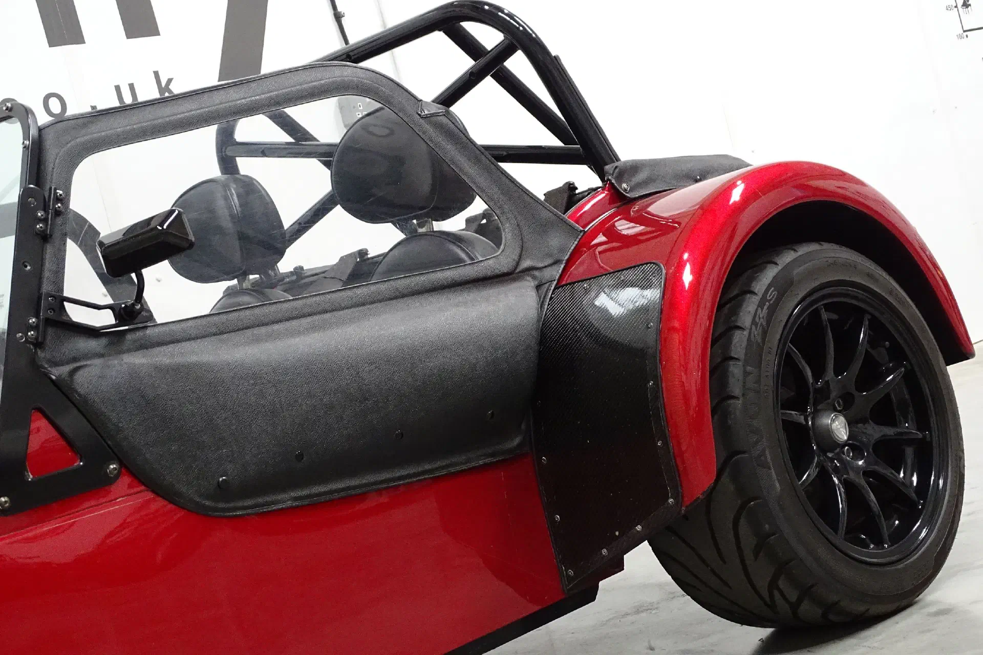 Caterham CSR 200