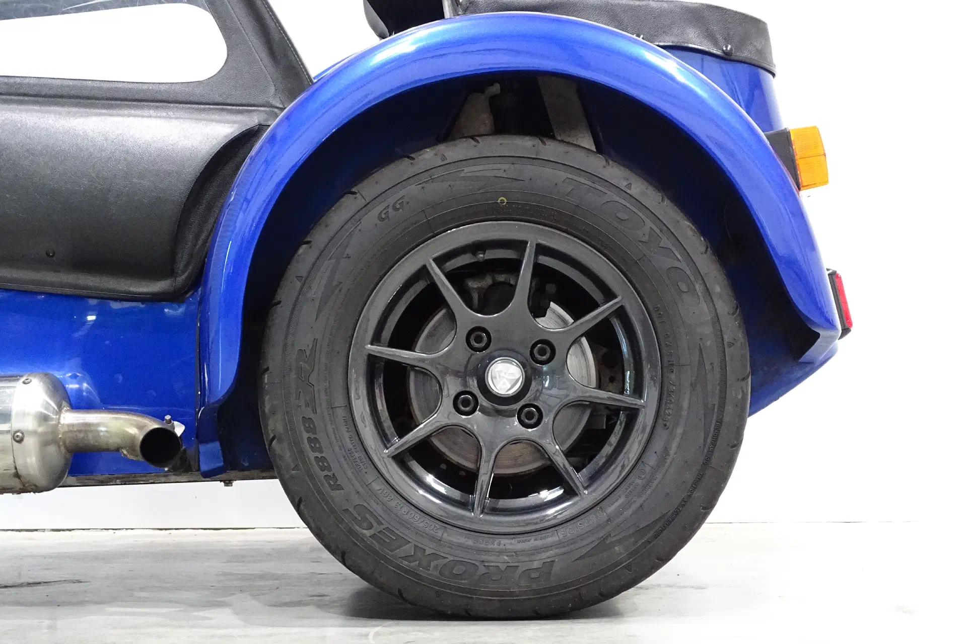 Caterham Superlight R300