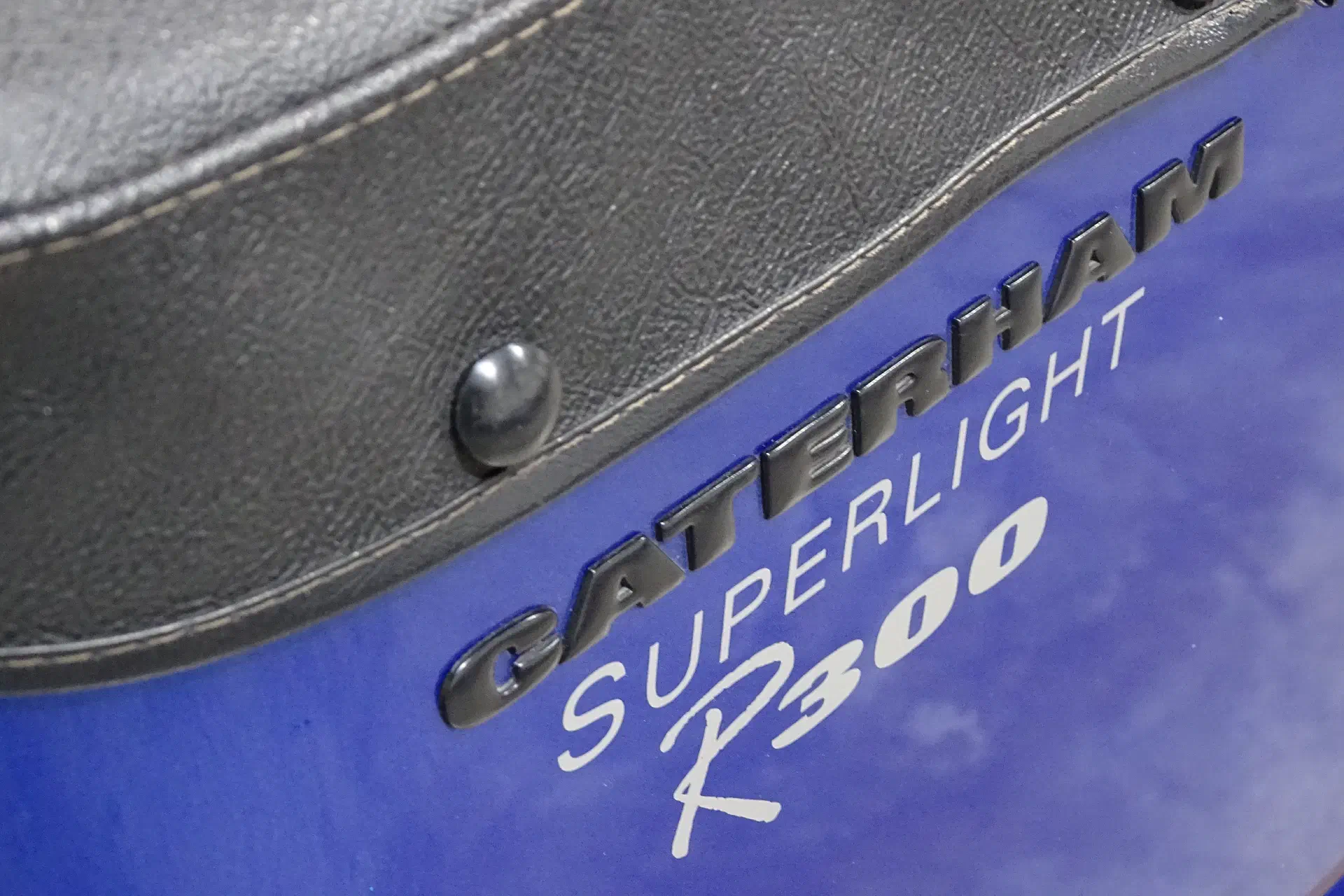 Caterham Superlight R300