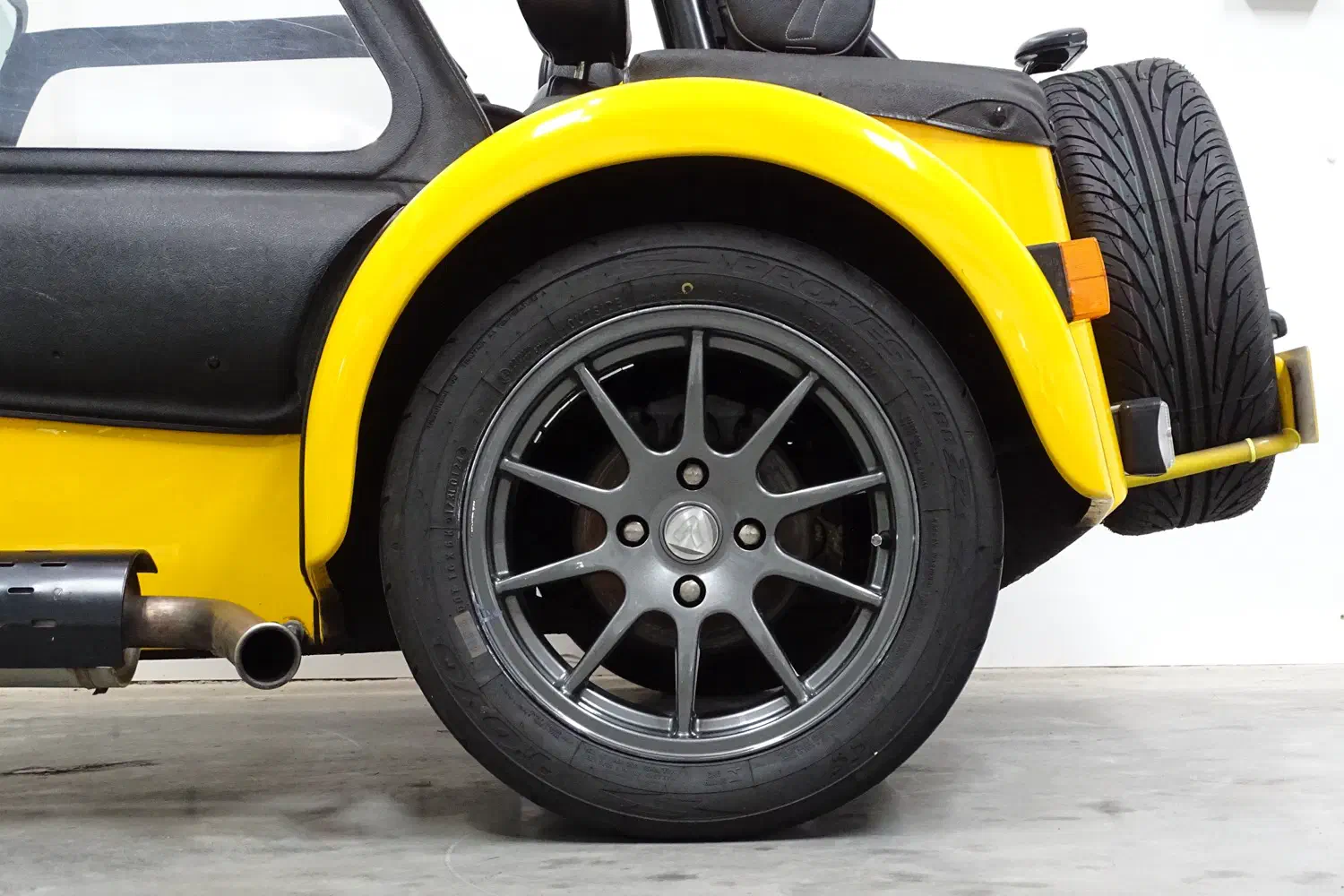 Caterham Roadsport SV 140