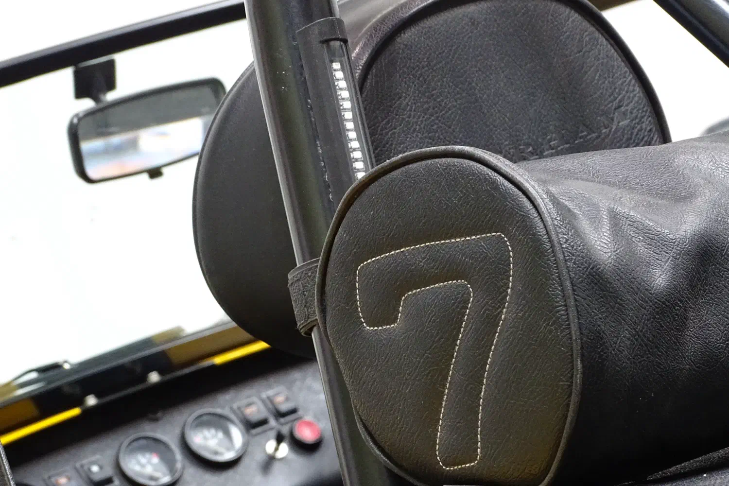 Caterham Roadsport SV 140