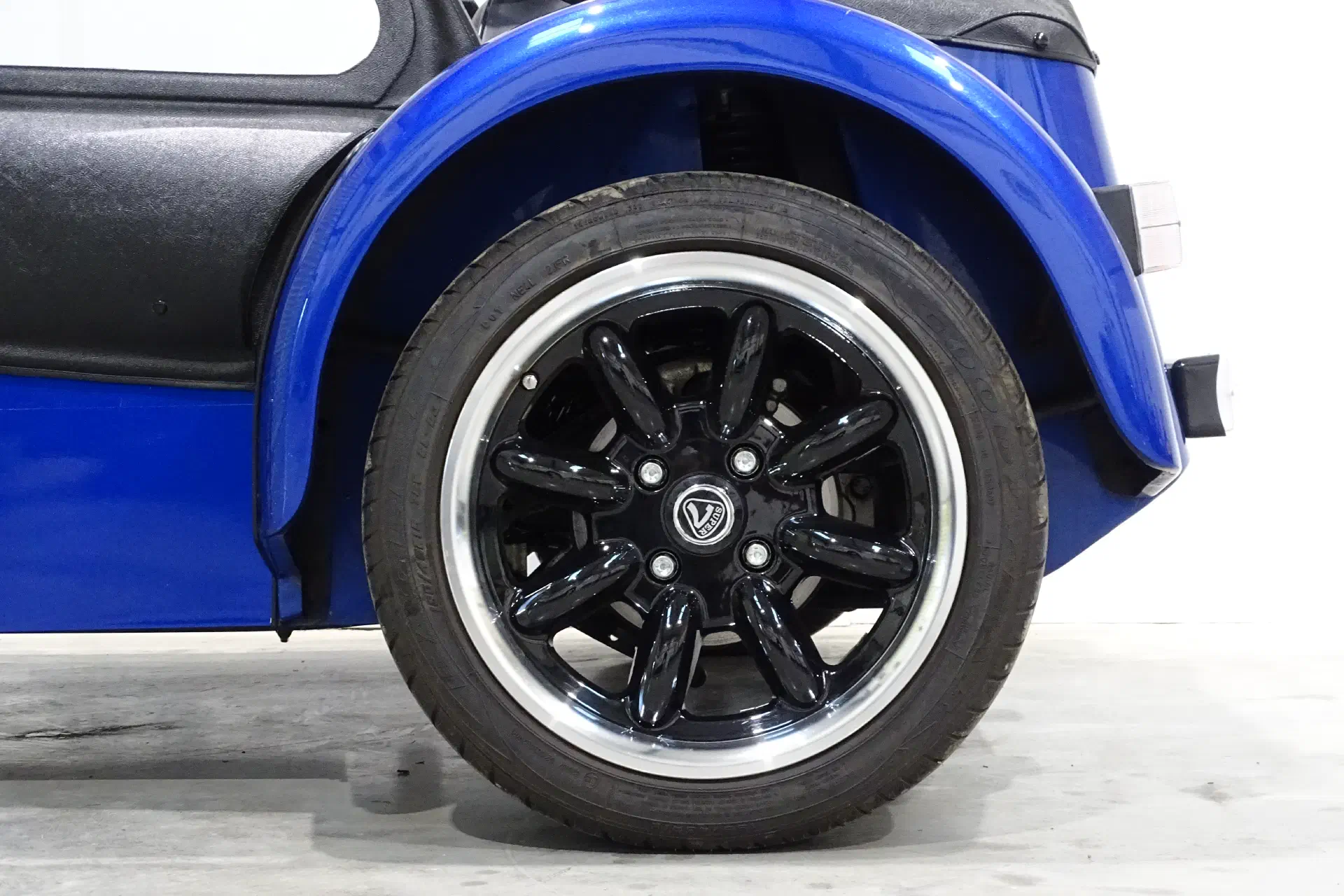 Caterham Roadsport SV 150