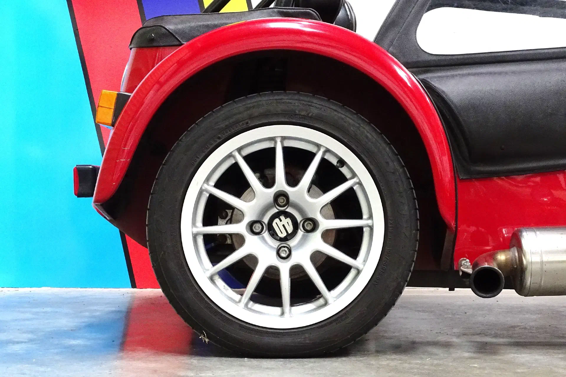Caterham 40YOC 125 SV