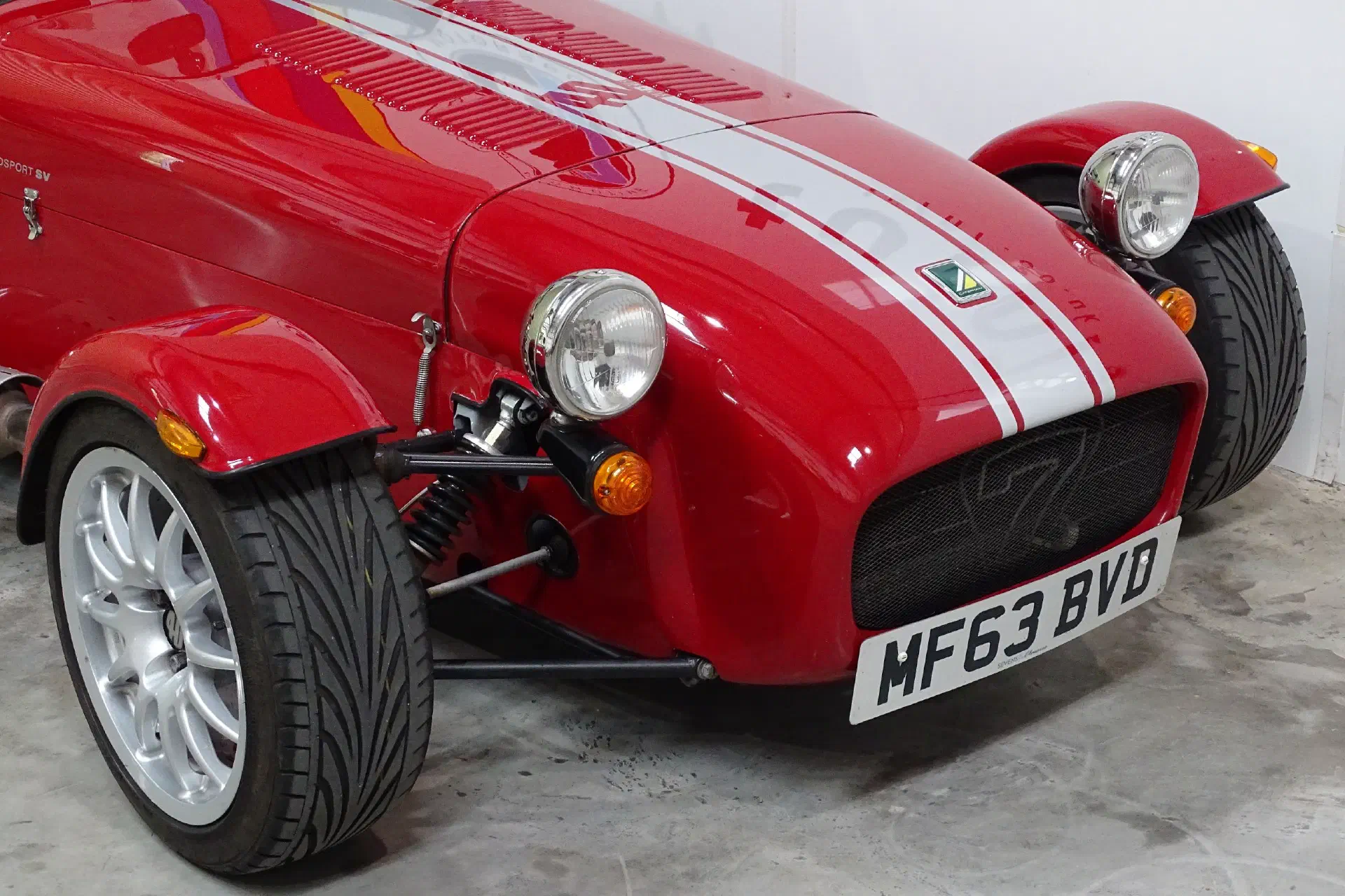 Caterham 40YOC 125 SV