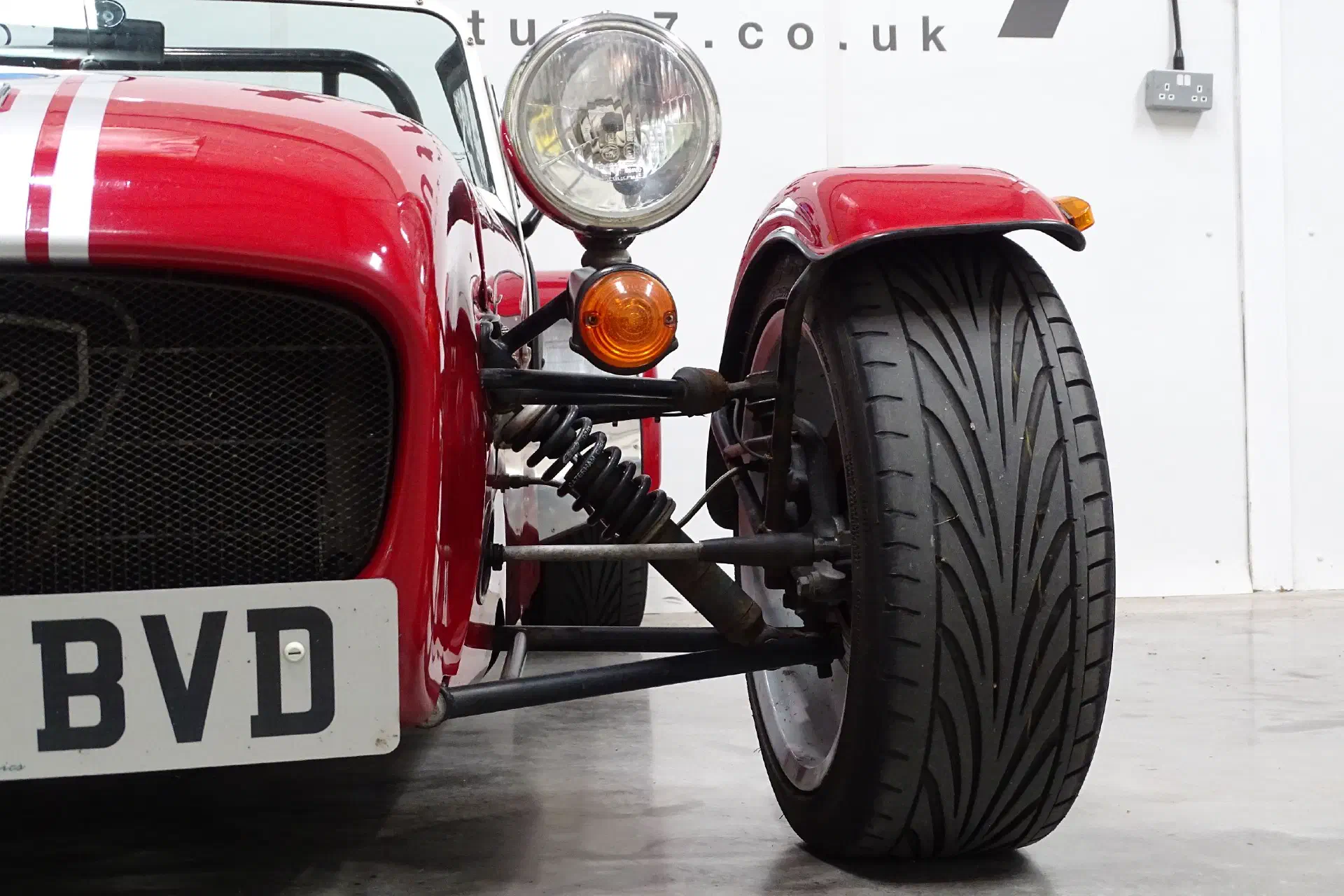 Caterham 40YOC 125 SV