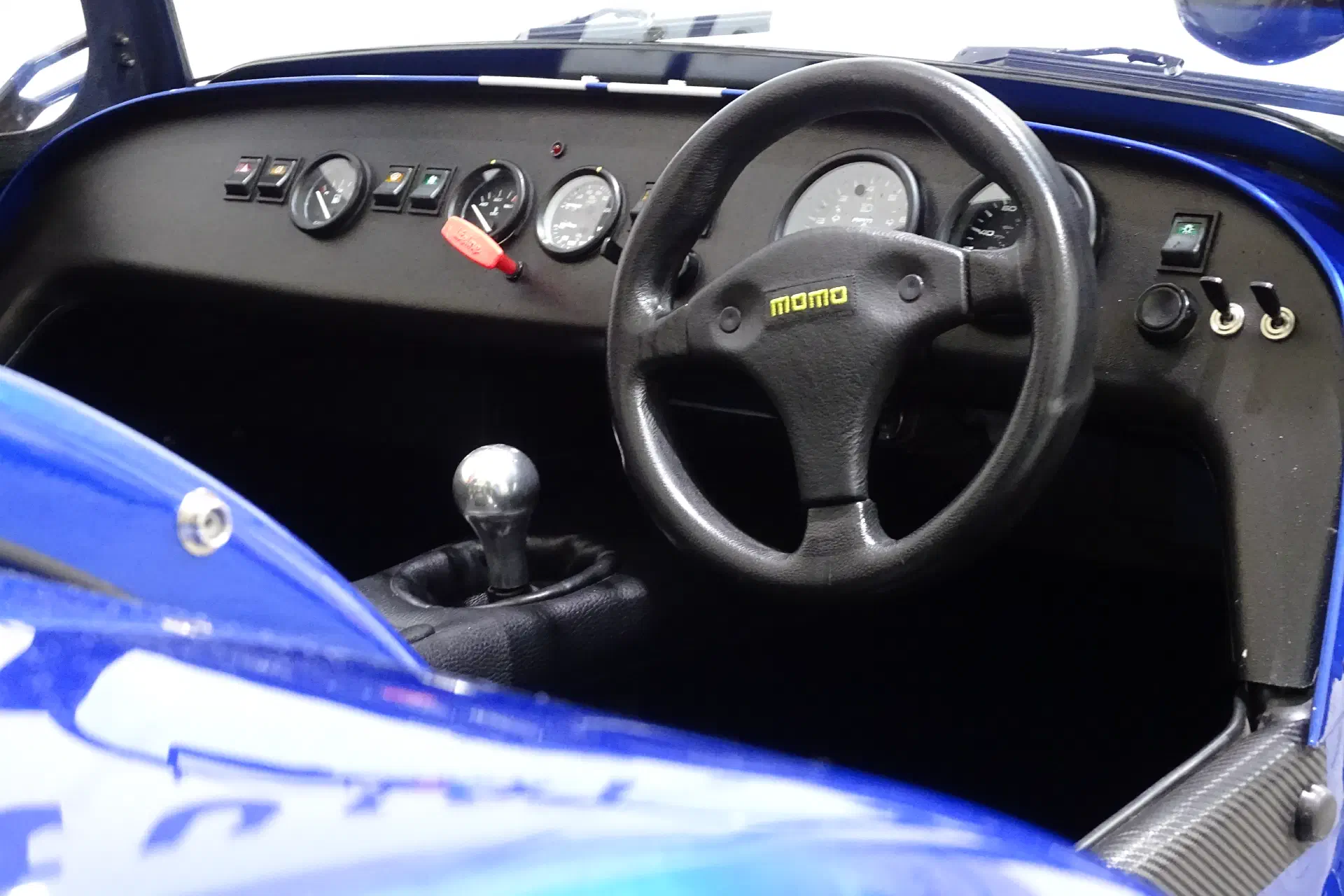 Caterham F160 (310+)