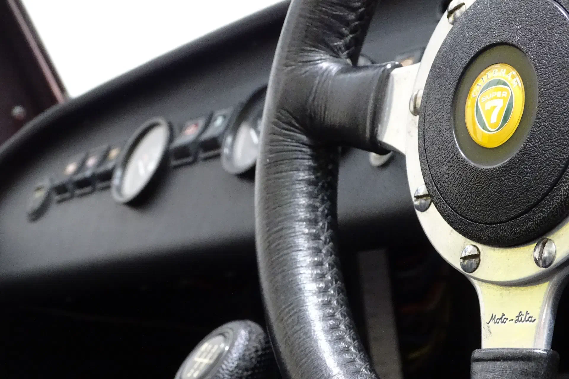 Caterham Roadsport 135