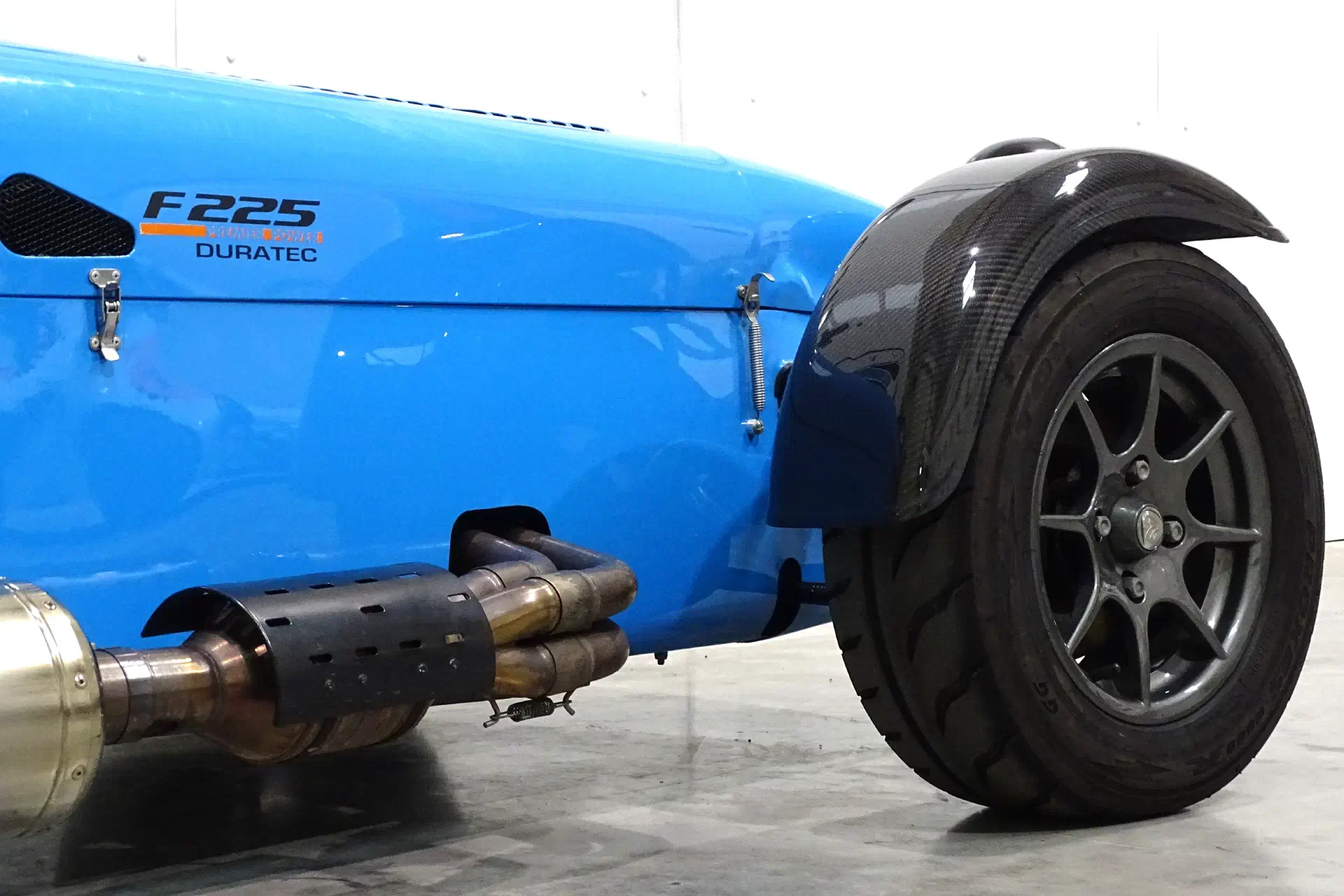 Caterham F225R