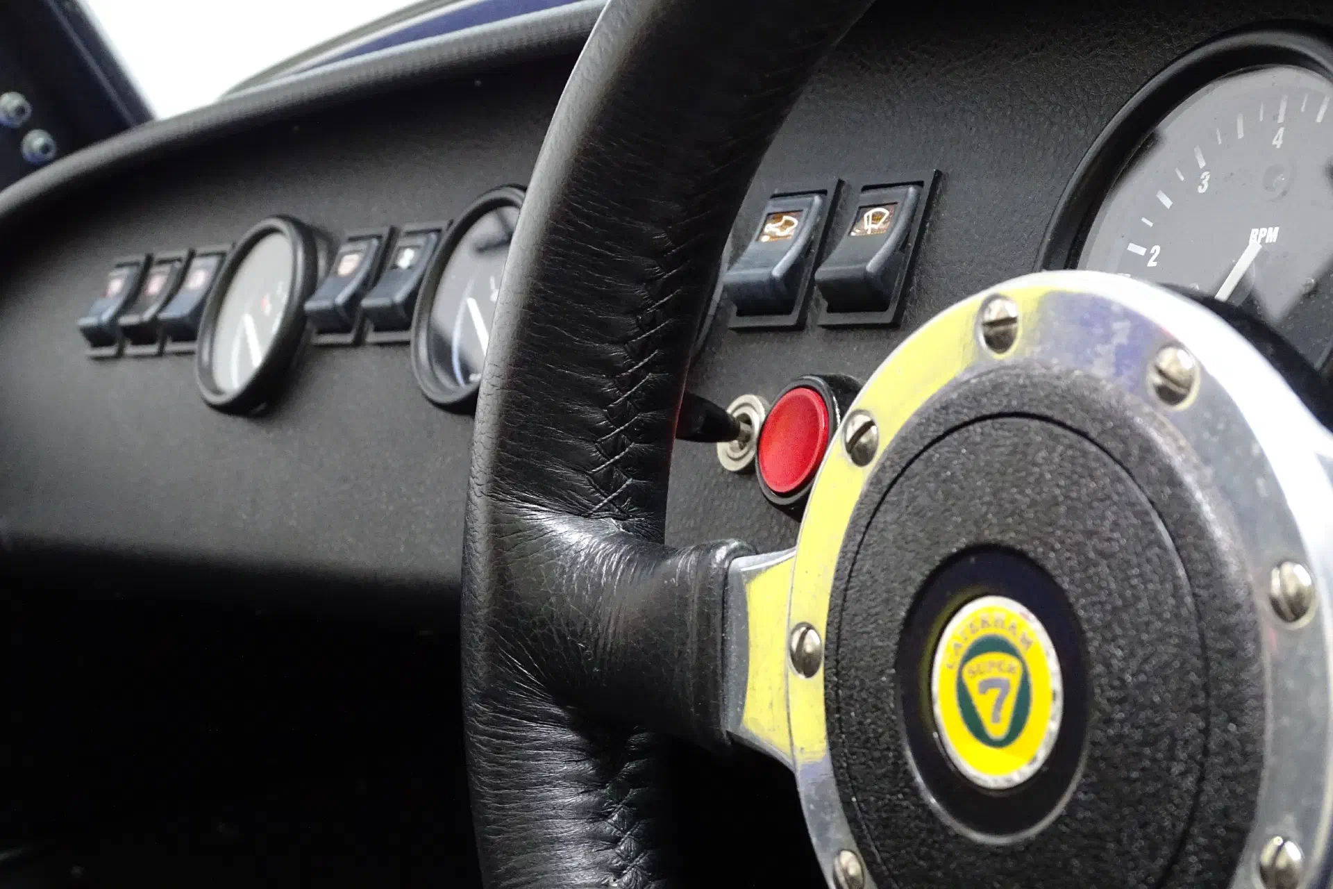 Caterham Roadsport 105