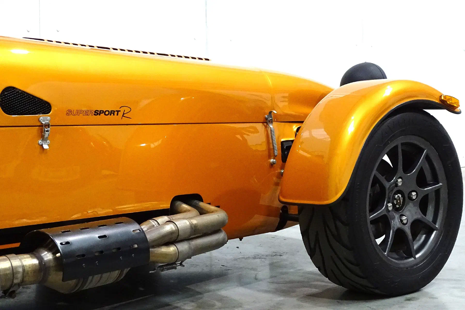 Caterham Supersport R +