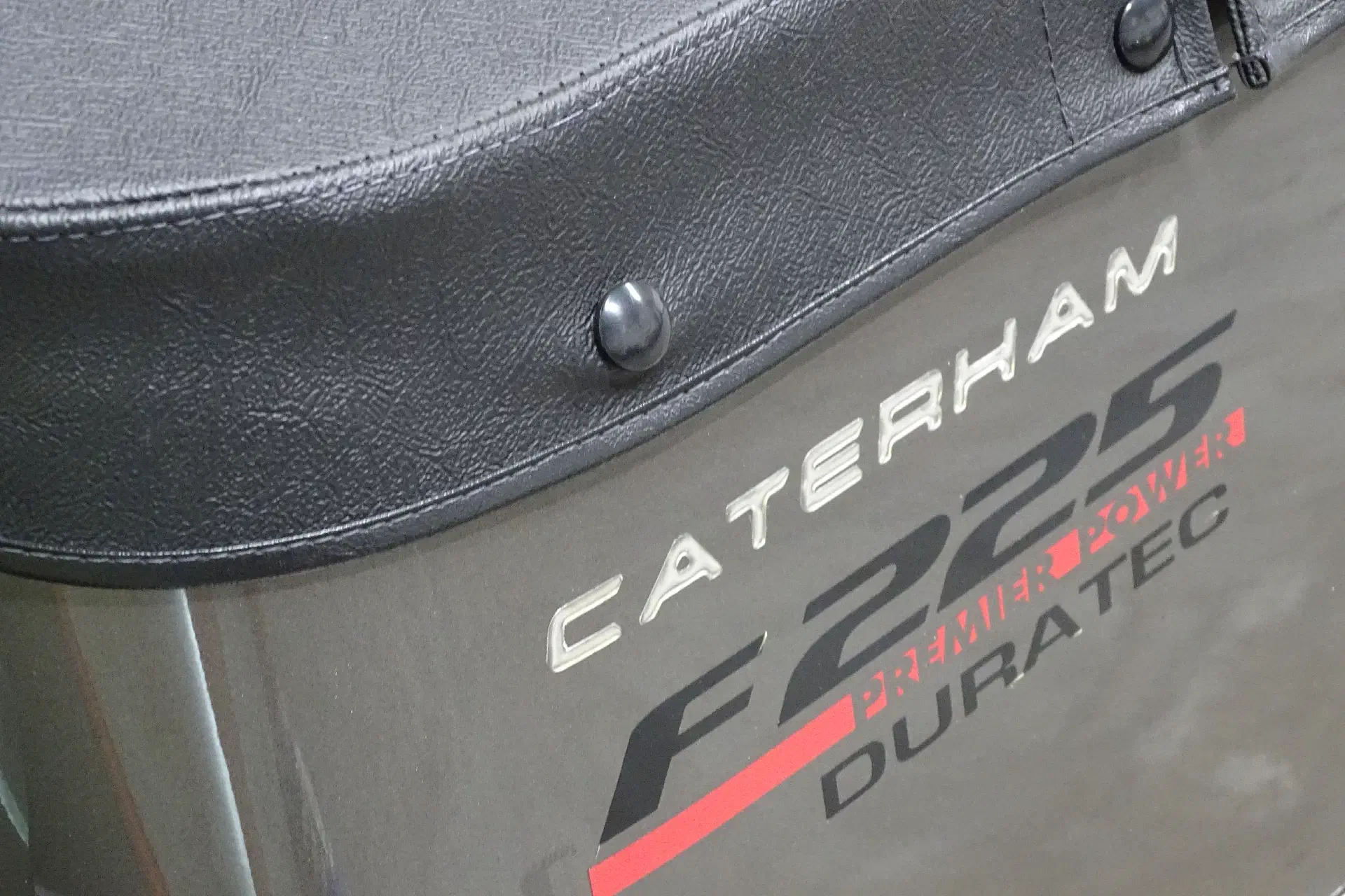 Caterham F225R