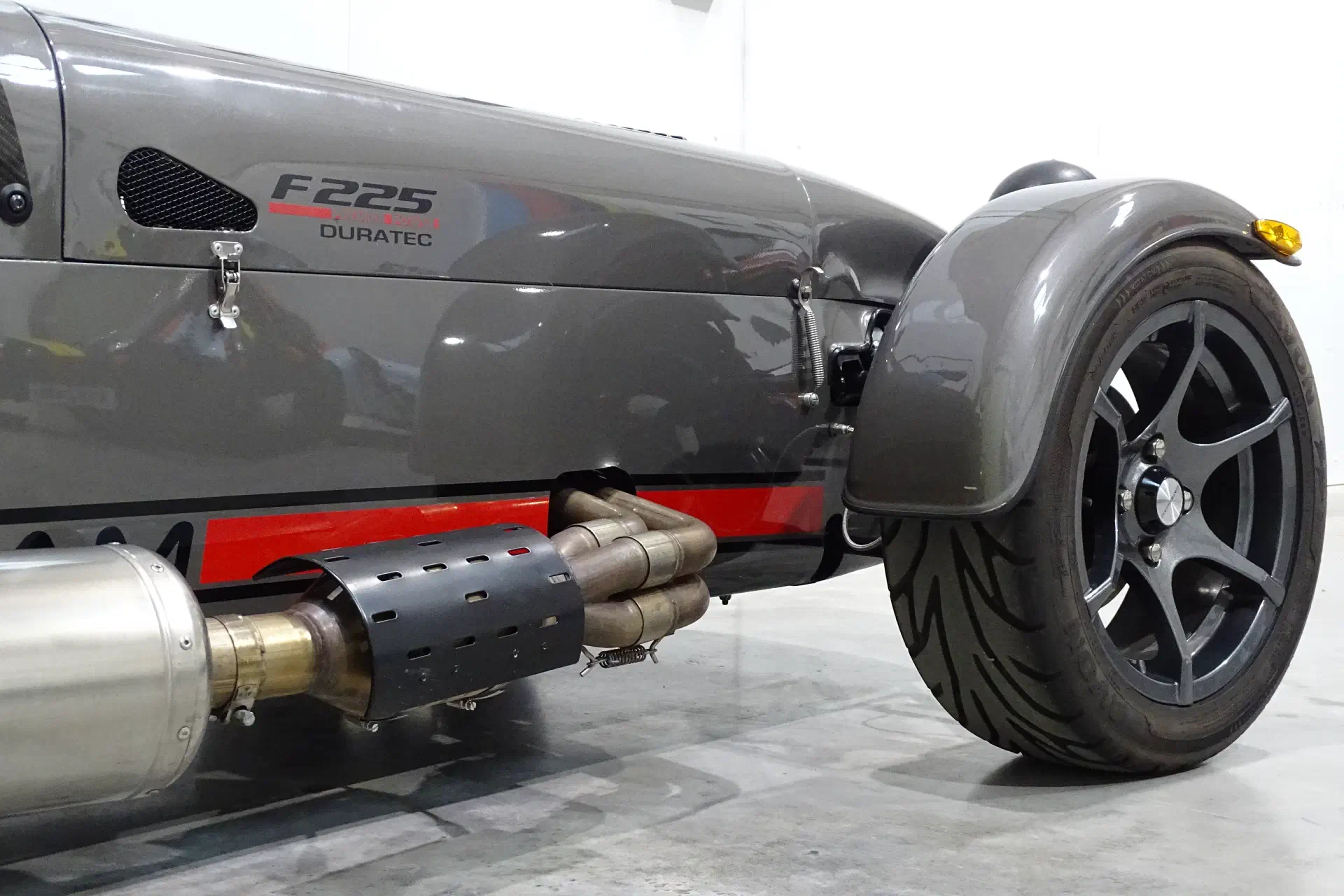 Caterham F225R